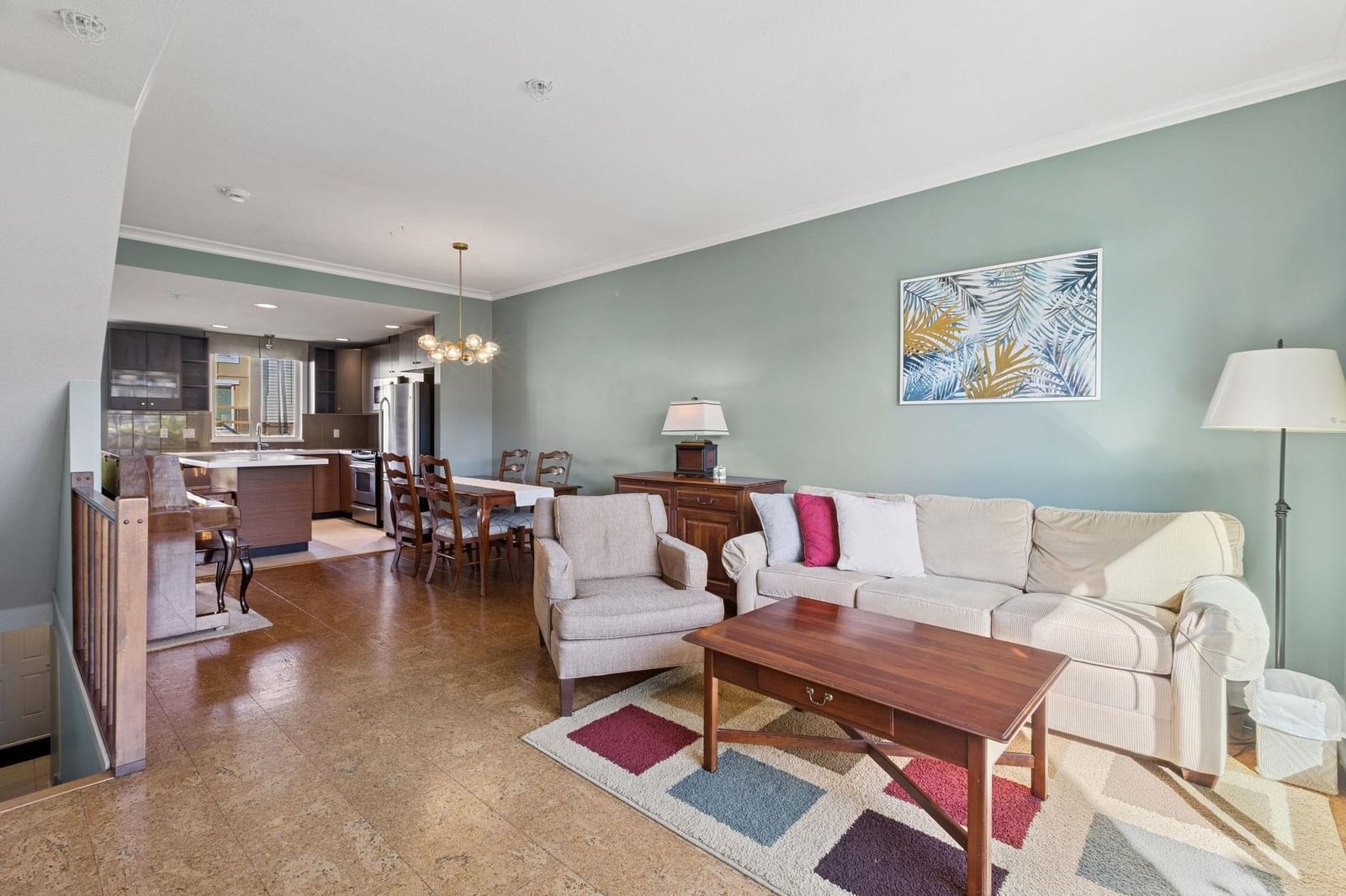 Listing Image 5