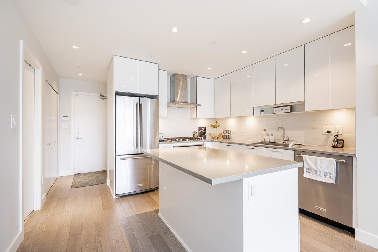 Listing Image 19