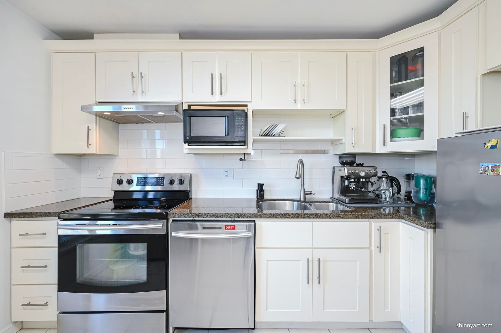 Listing Image 19