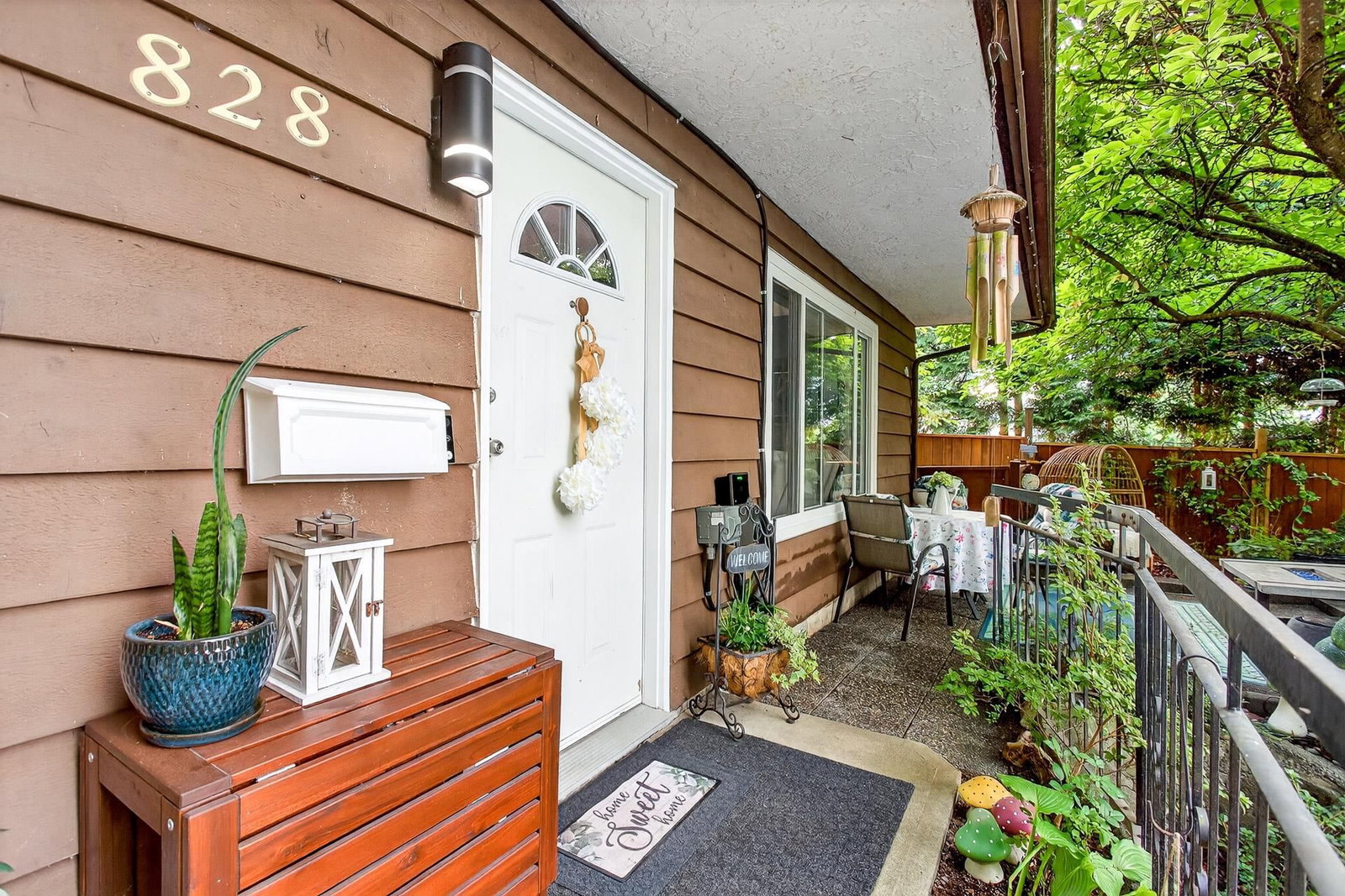 Listing Image 6