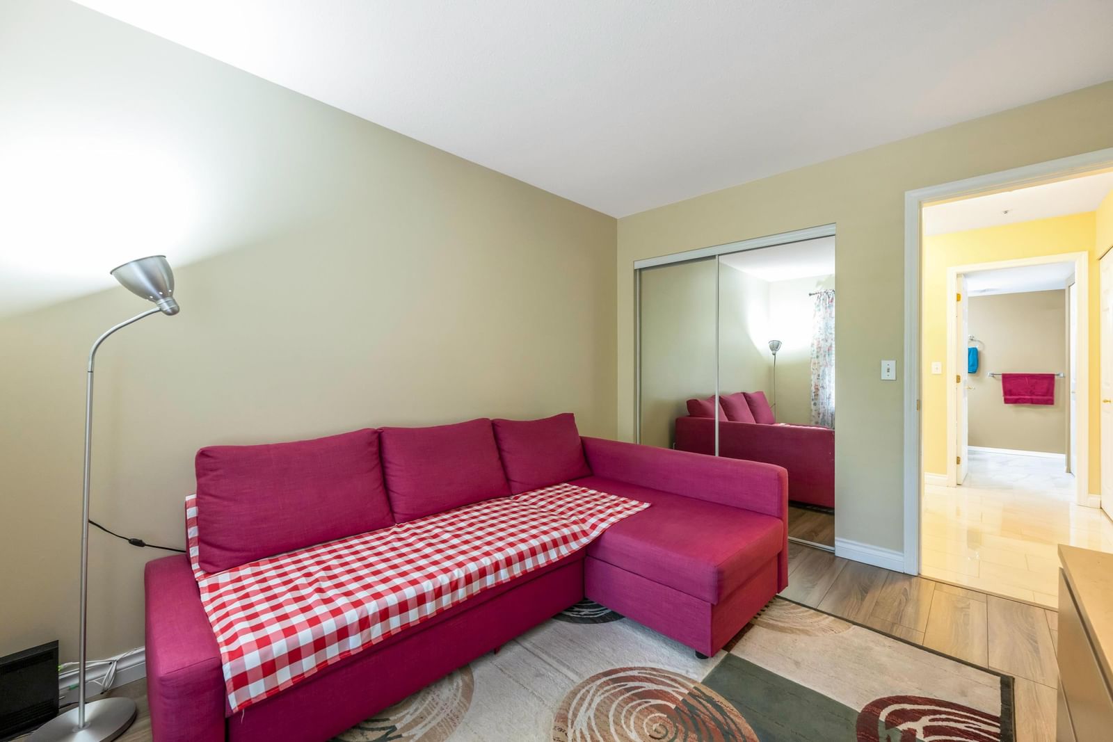 Listing Image 20