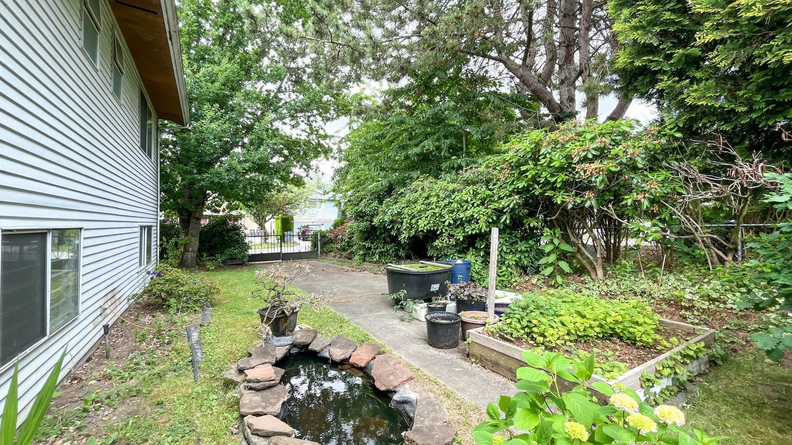Listing Image 30