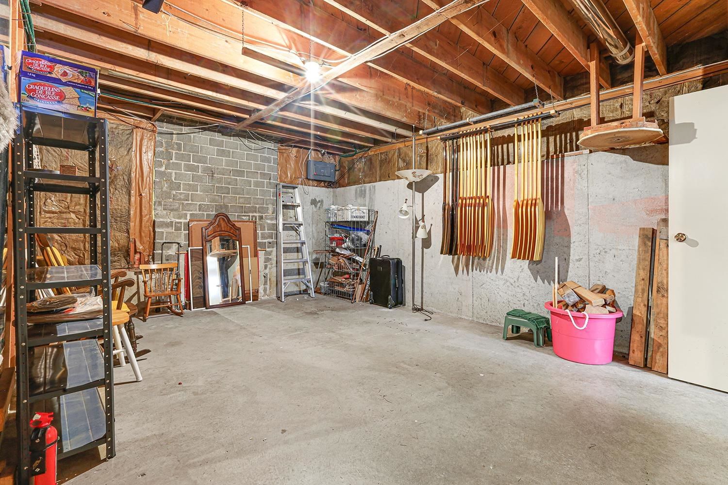 Listing Image 19