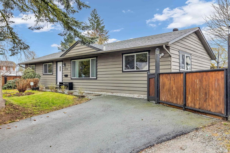 22938 Fuller Avenue, Maple Ridge, V2X 3C5 | Image 2