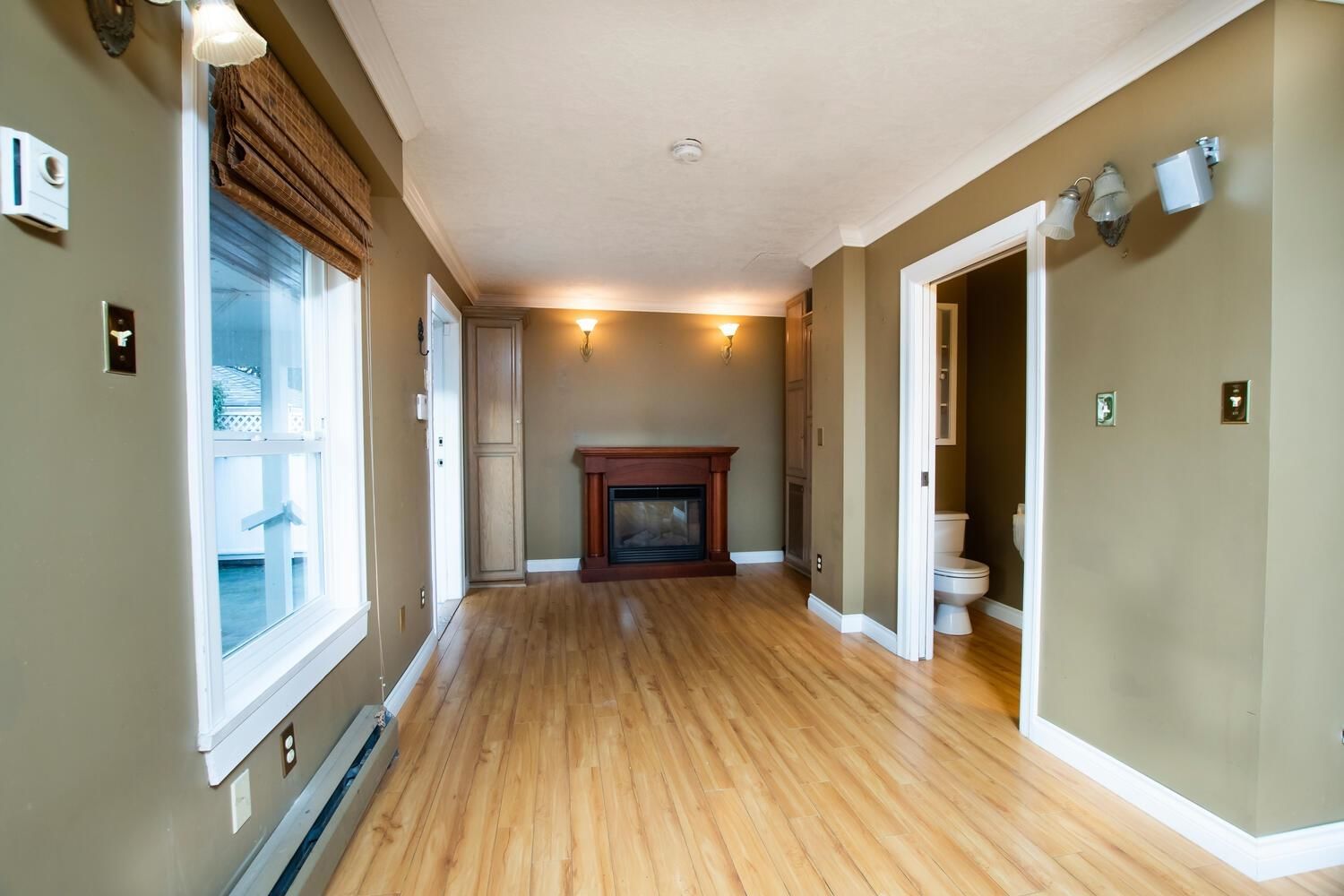 Listing Image 14