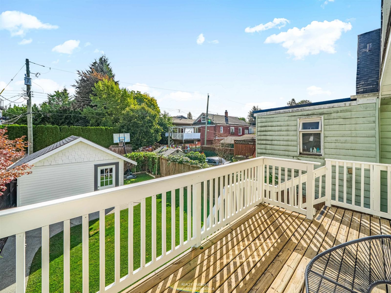 Listing Image 11