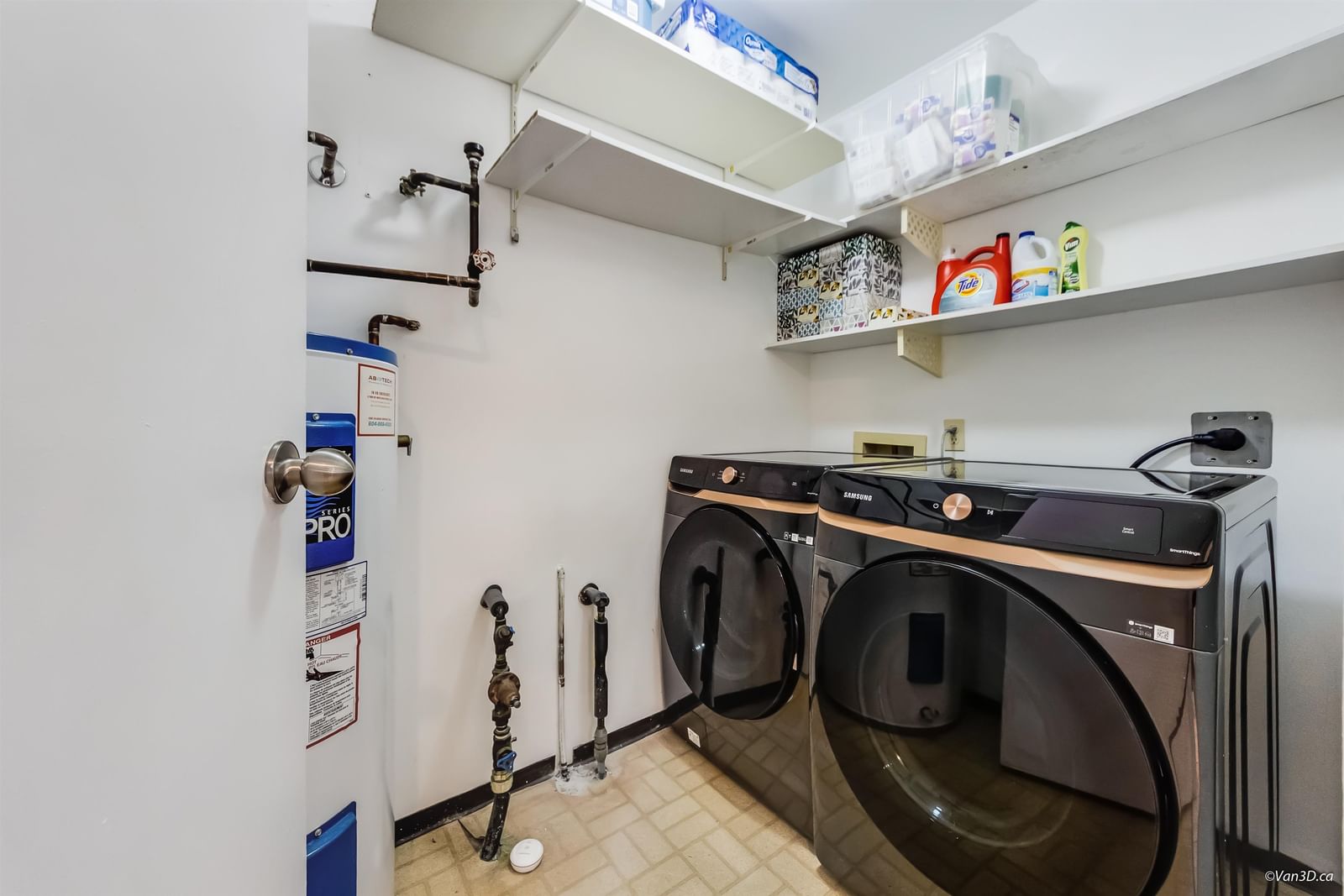 Listing Image 13
