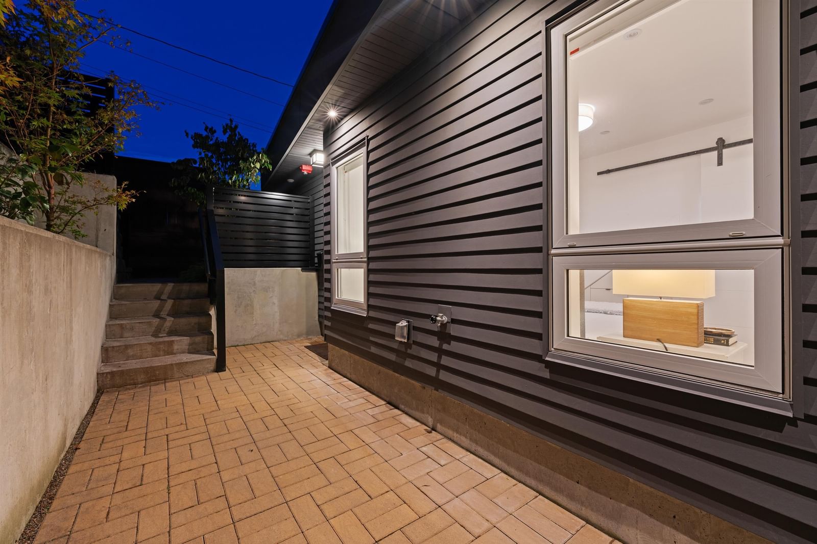 Listing Image 29