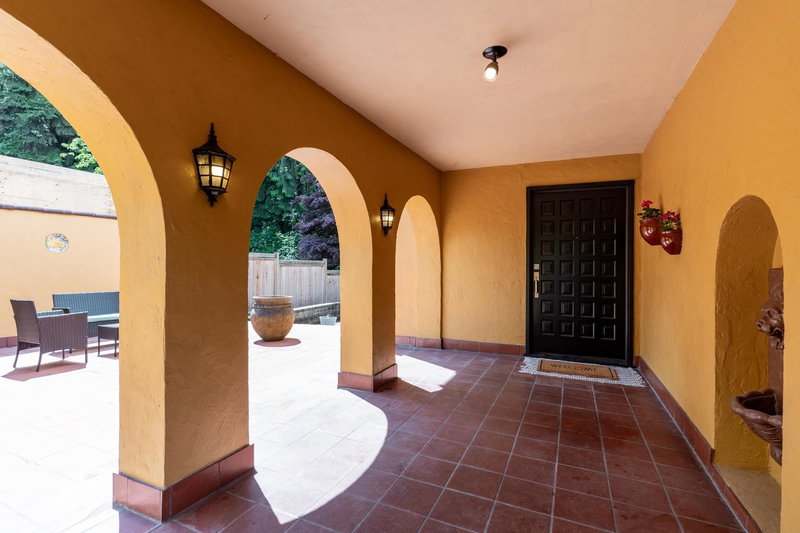 8649 Sunbury Place, Delta, V4C 3Y9 | Image 3