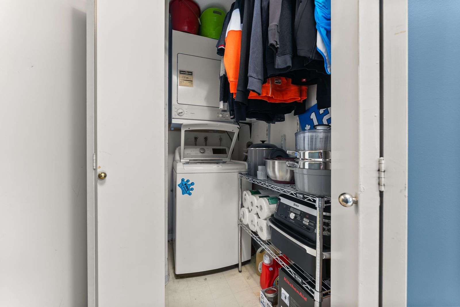 Listing Image 8