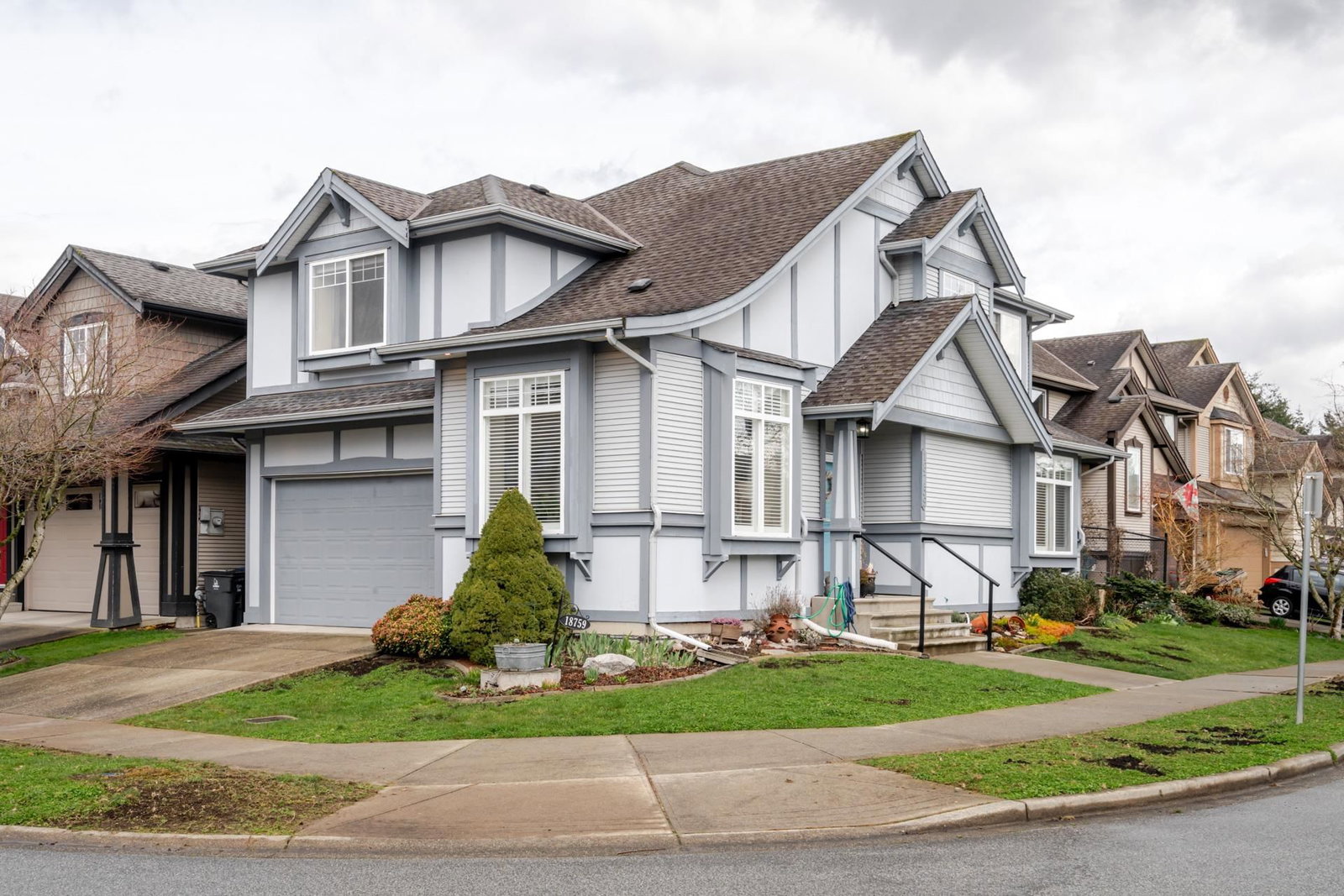 Listing Image 1