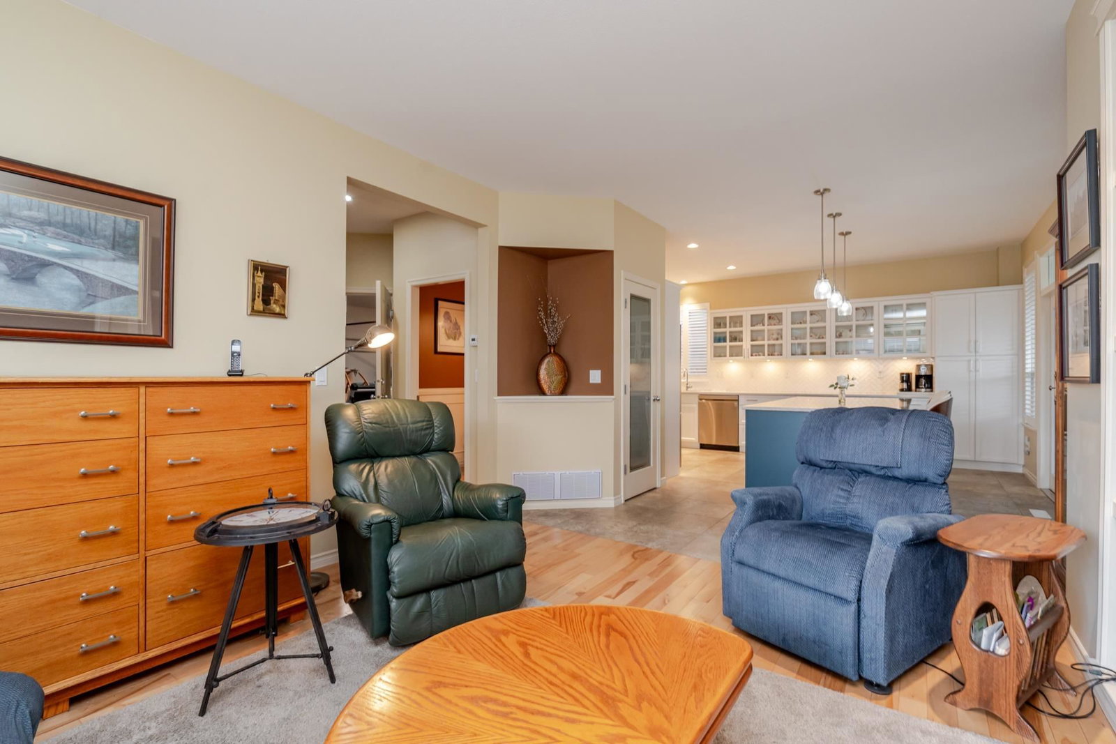 Listing Image 14