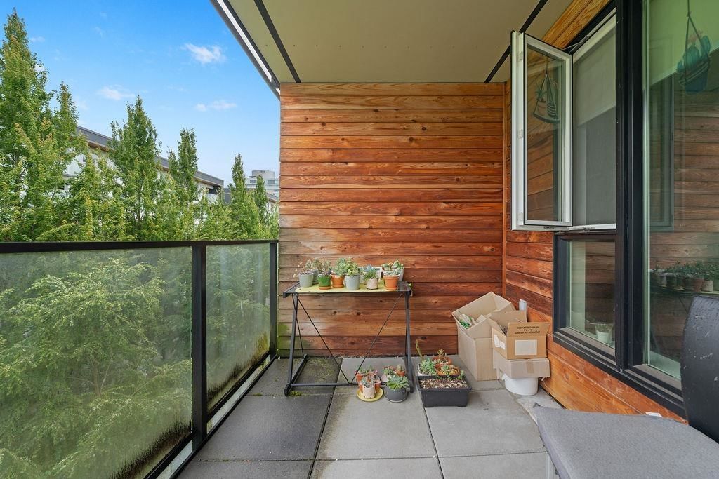 Listing Image 20