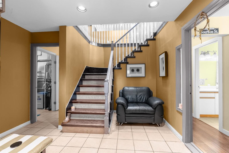 14075 110a Avenue, Surrey, V3R 2B2 | Image 2