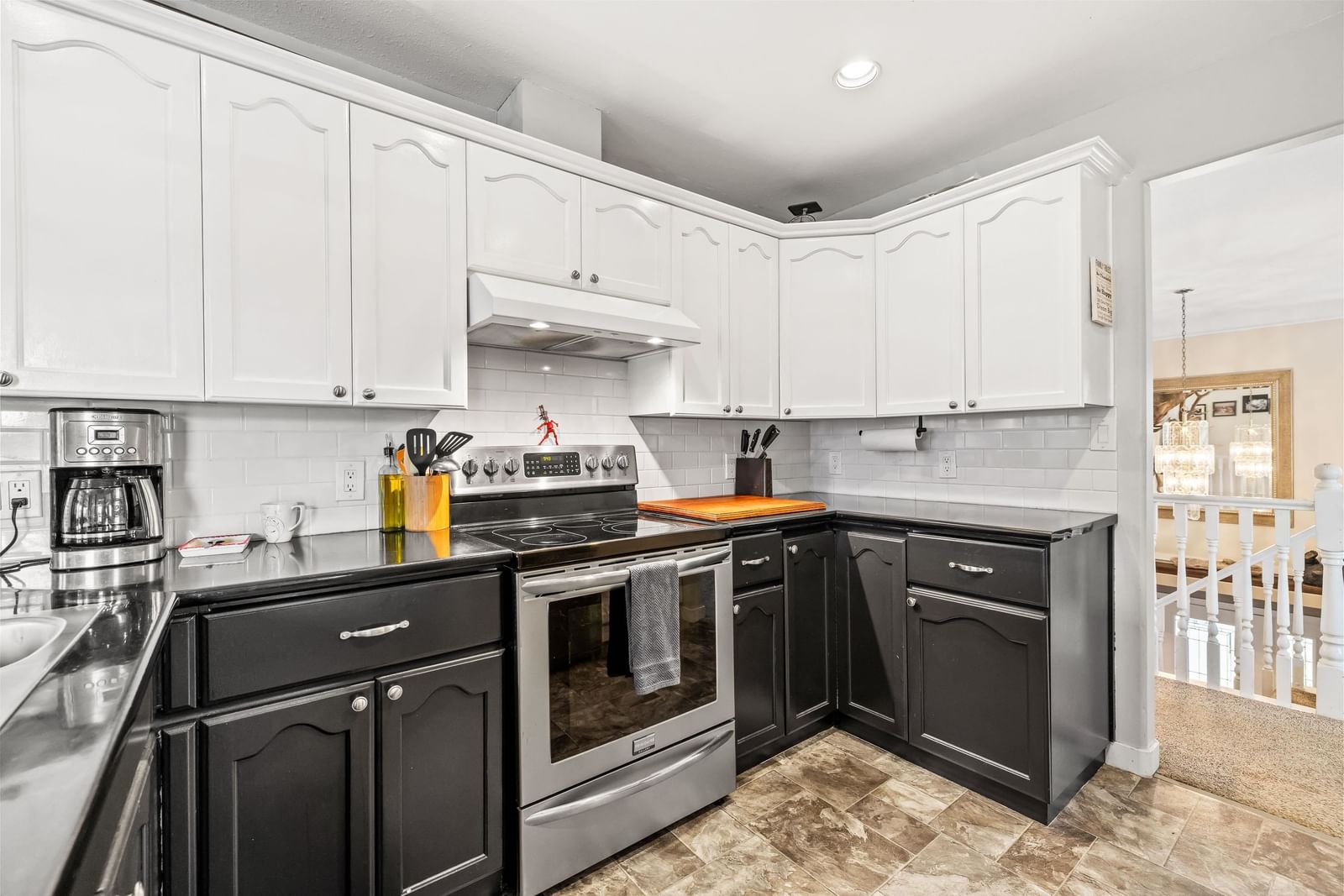 Listing Image 13