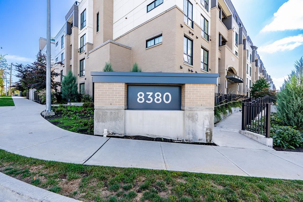 Listing Image 26