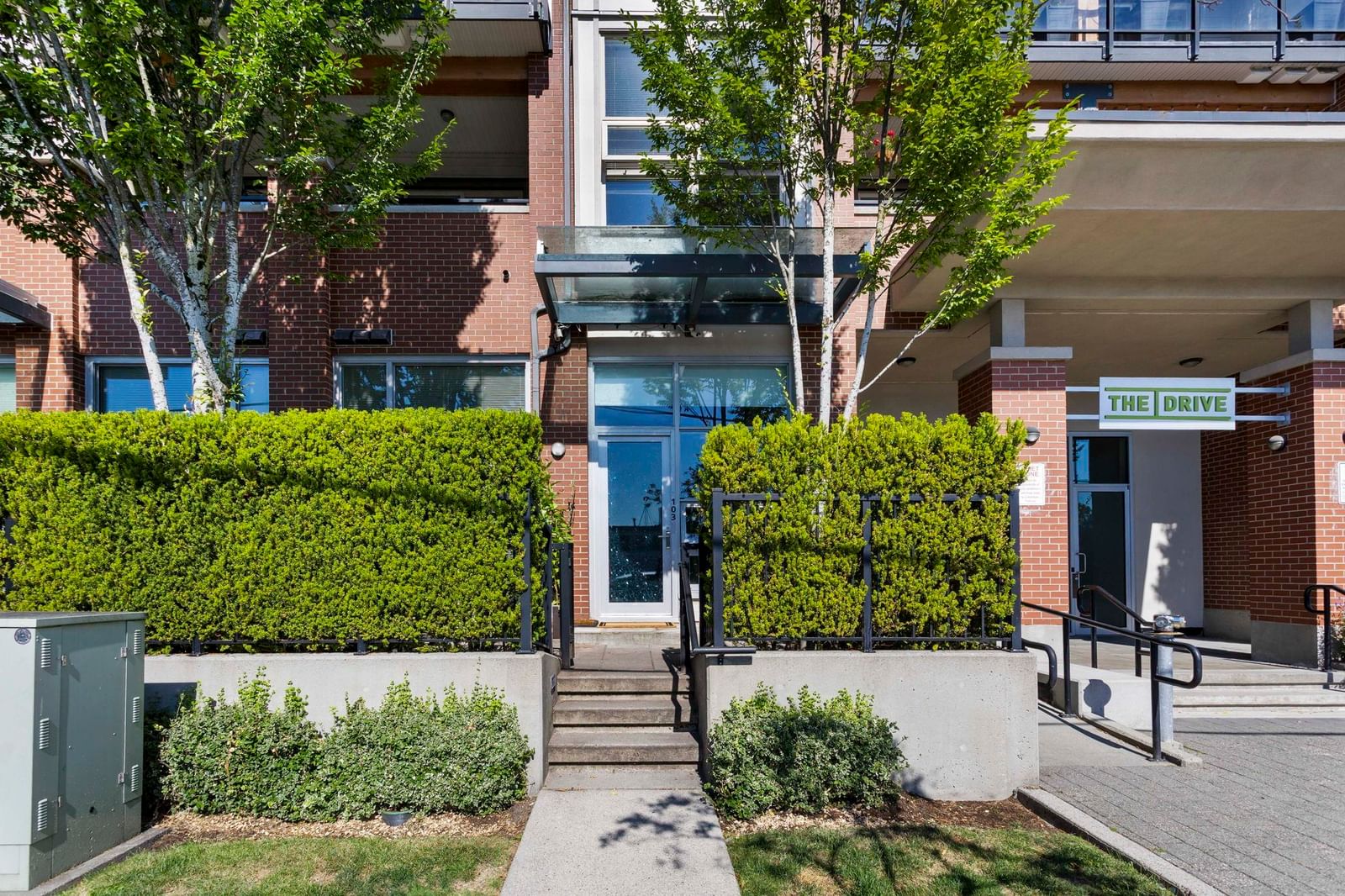 Listing Image 19