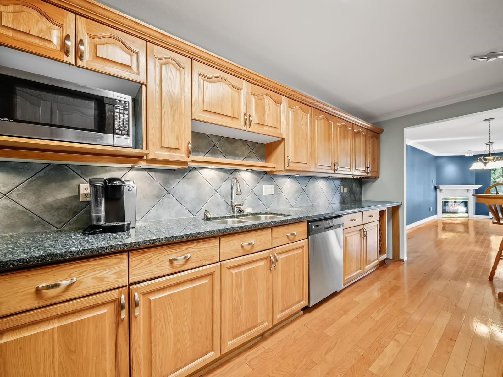 Listing Image 13