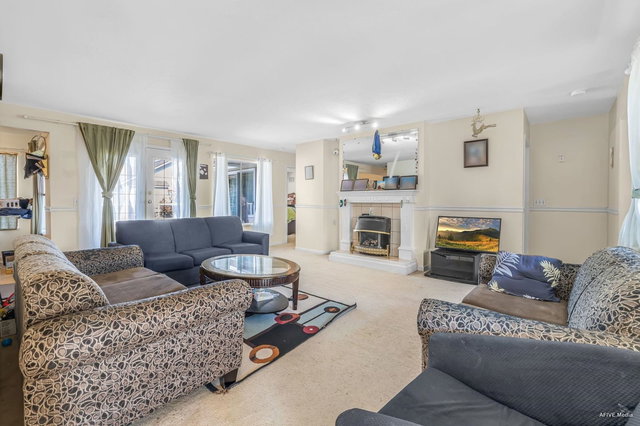 201 - 13725 72a Avenue