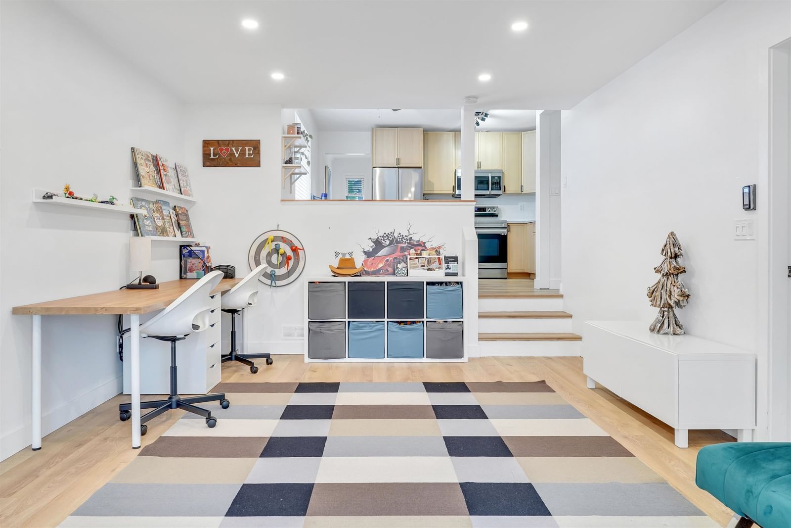 Listing Image 15