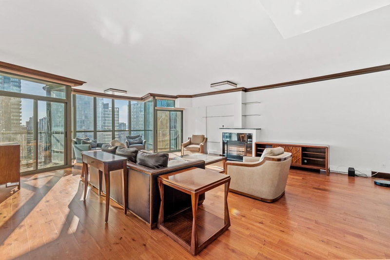 2001 - 1239 Georgia Street, Vancouver, V6E 4R8 | Image 2