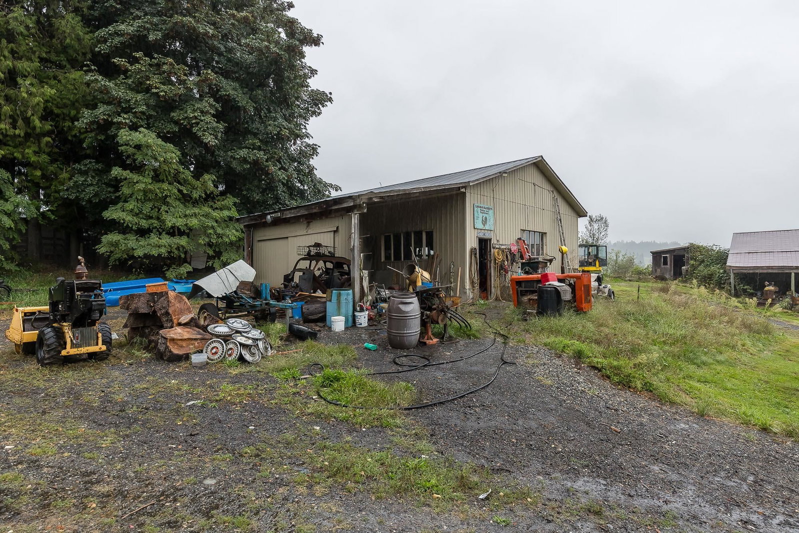 Listing photo 4