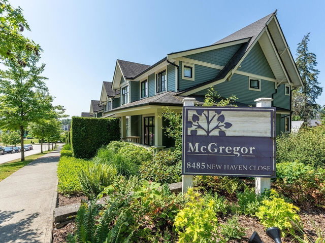 406 - 8485 New Haven Close