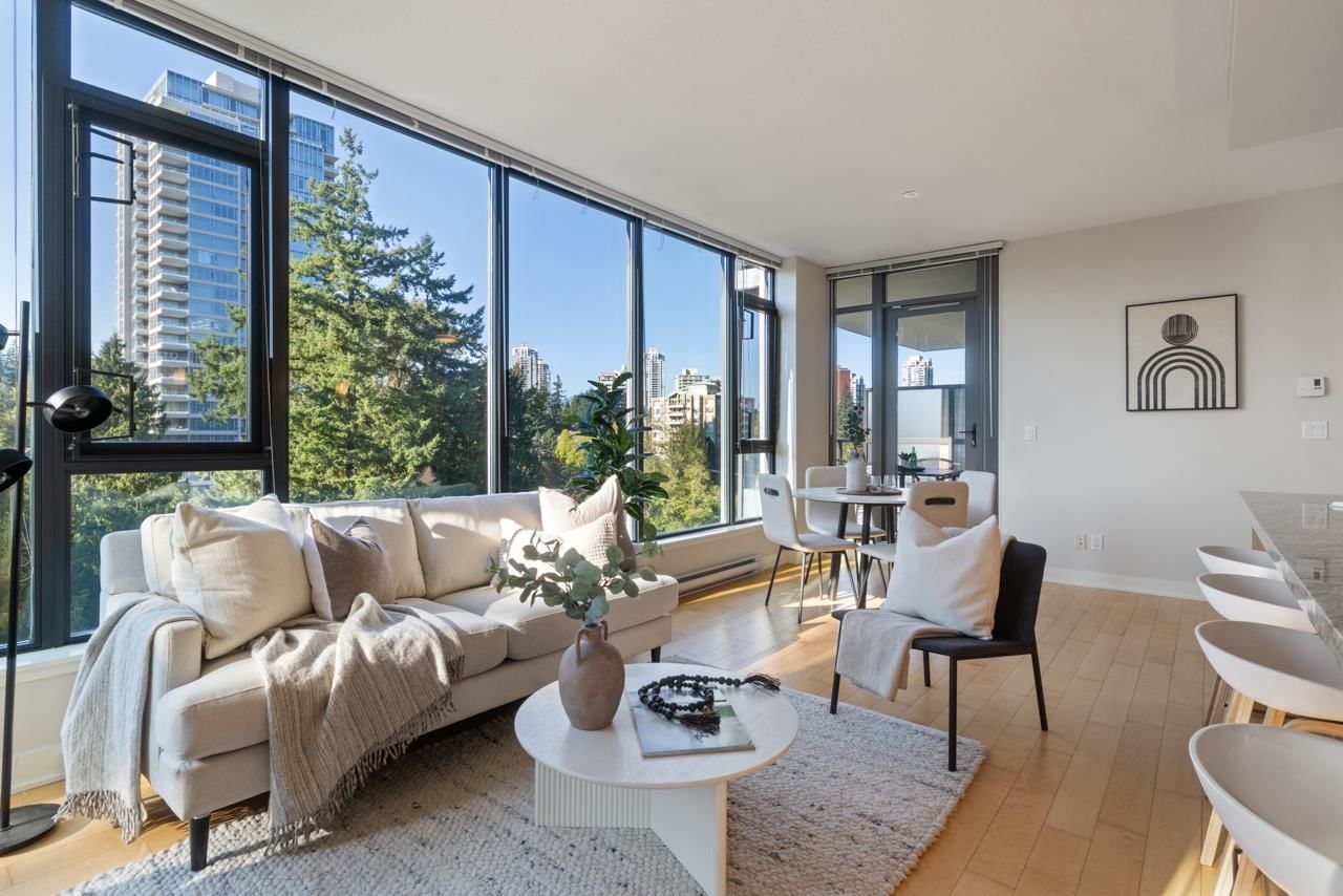 Listing Image 10