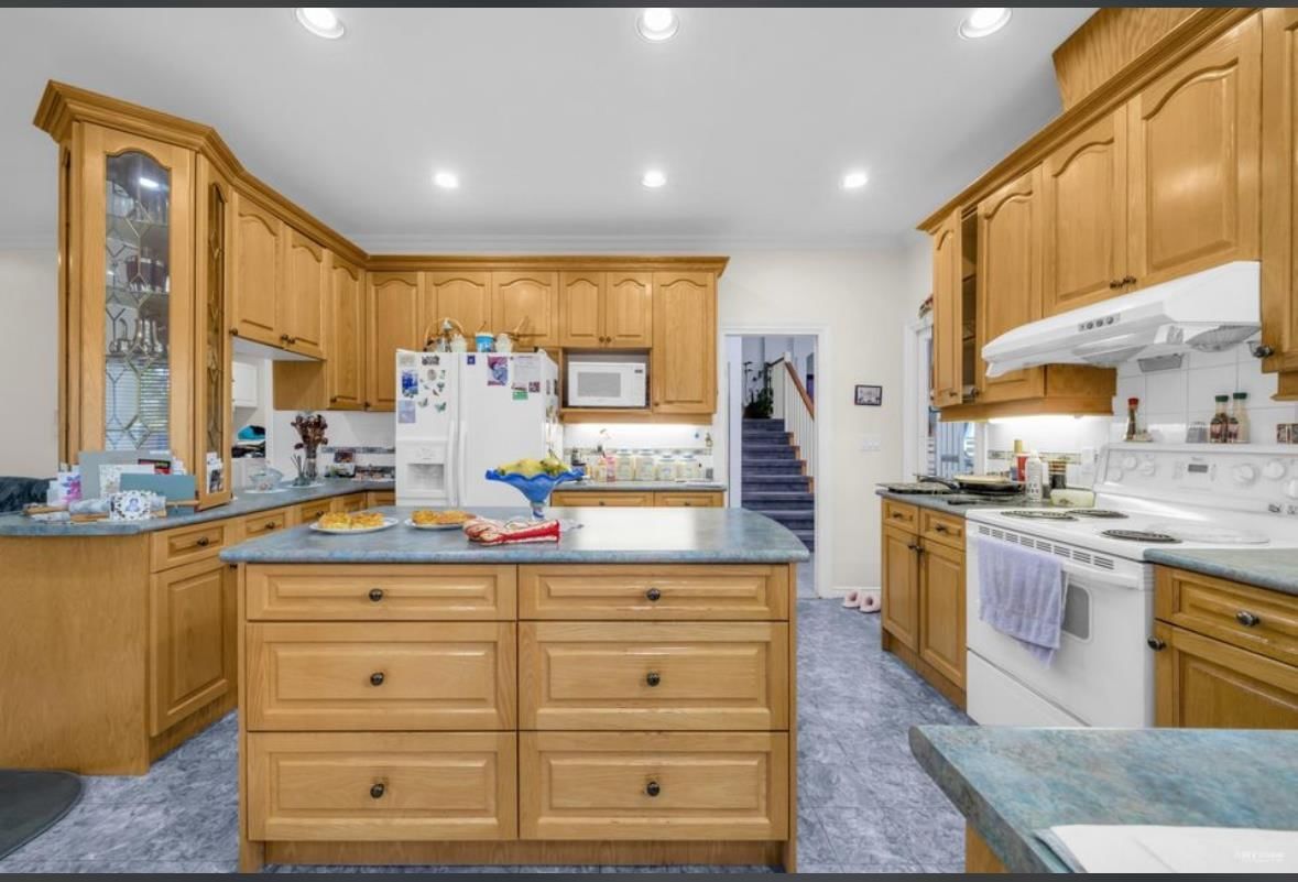 Listing Image 13