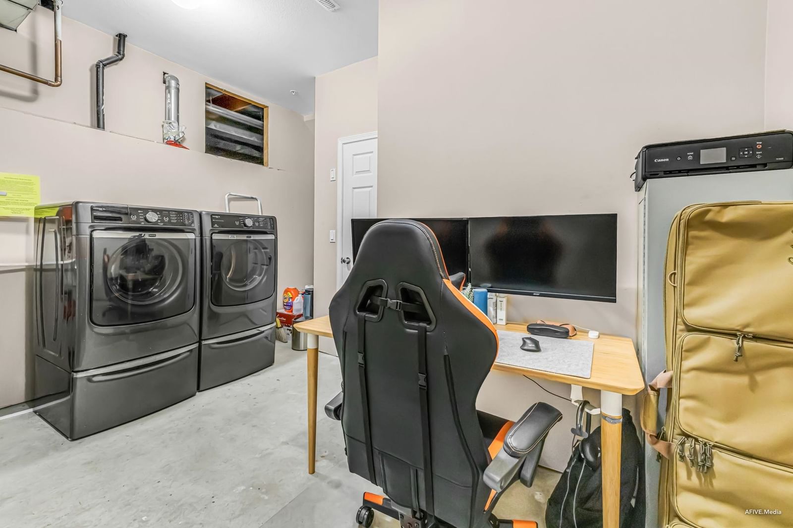 Listing Image 21
