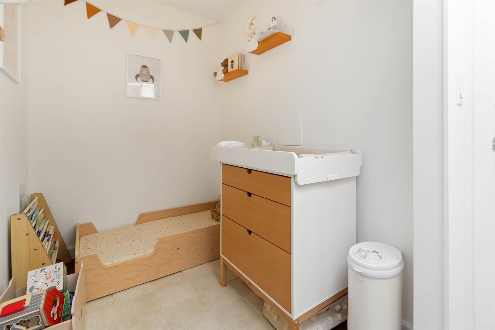 Listing Image 18