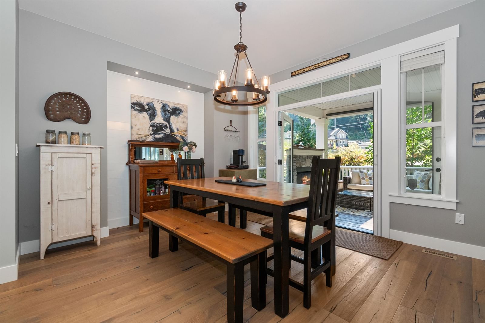 Listing Image 12