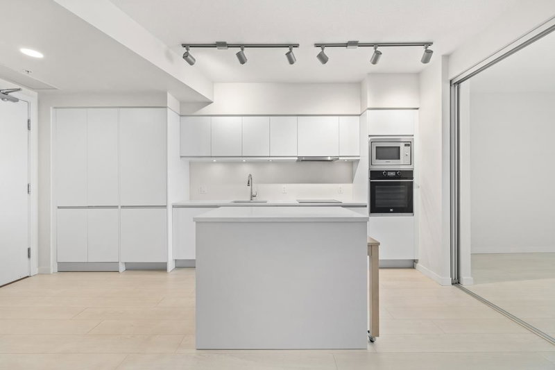 823 - 180 2nd Avenue, Vancouver, V5T 0K4 | Image 3