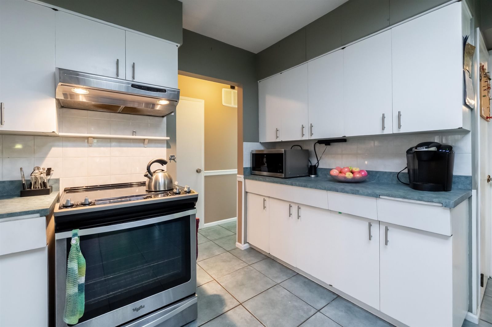 Listing Image 10