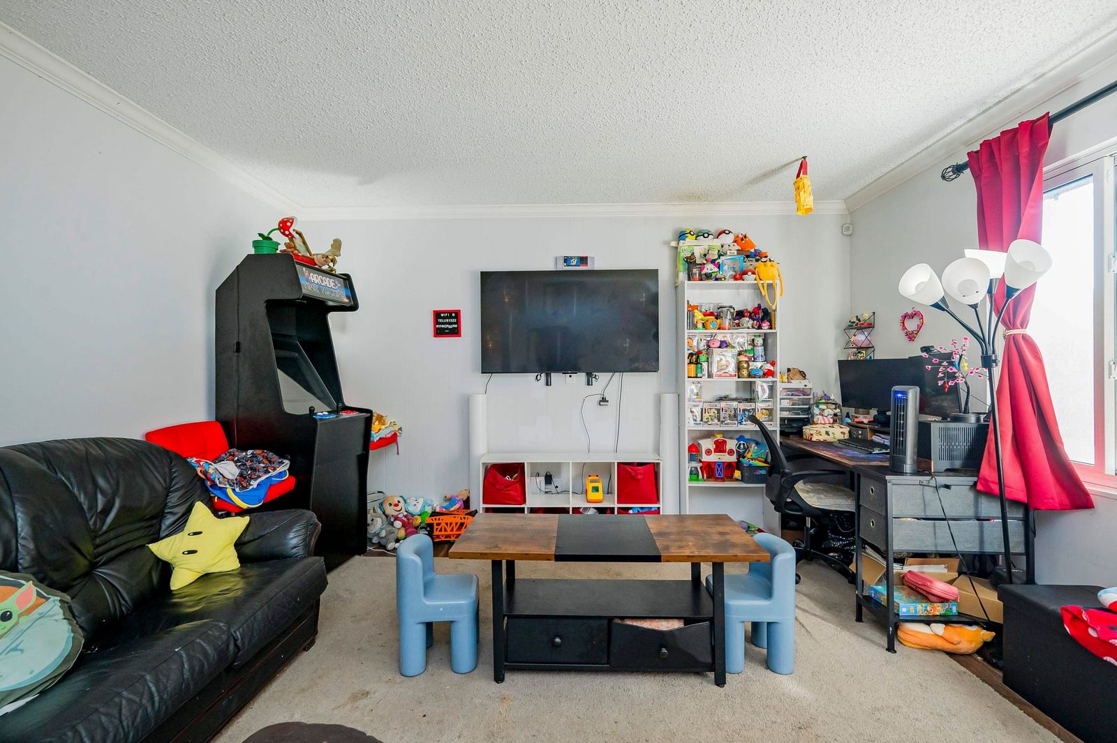 Listing Image 6
