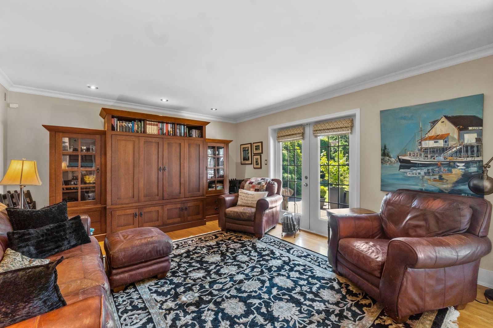 Listing Image 9