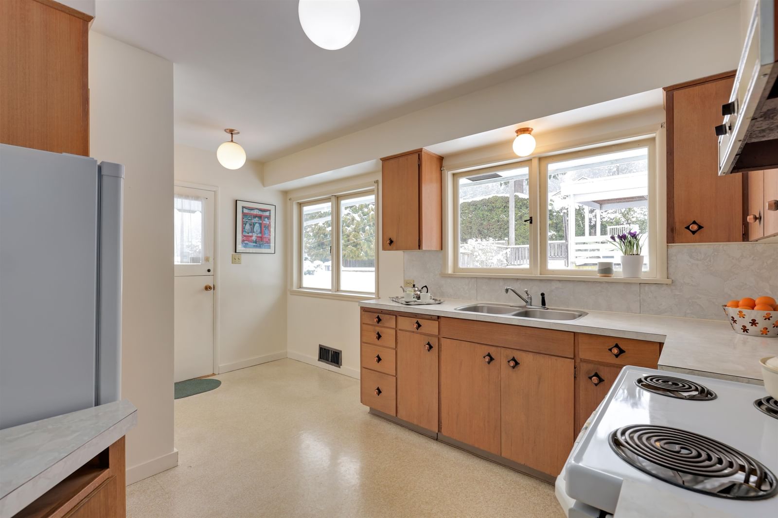 Listing Image 18