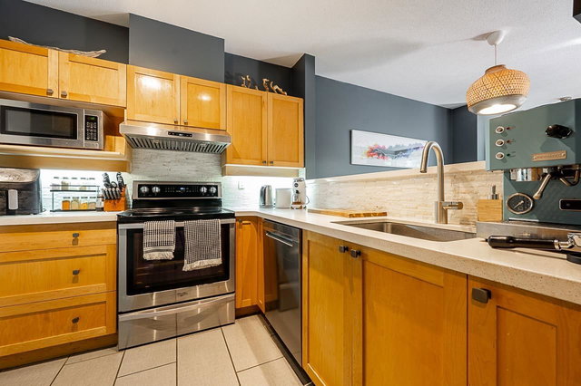 310 - 1880 Kent South Avenue E