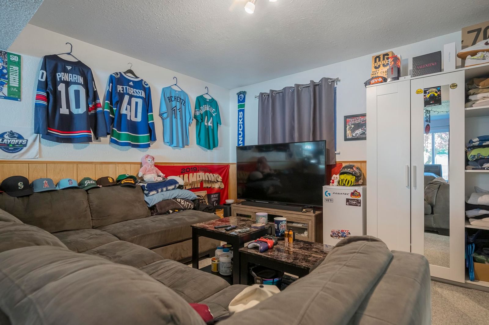 Listing Image 22