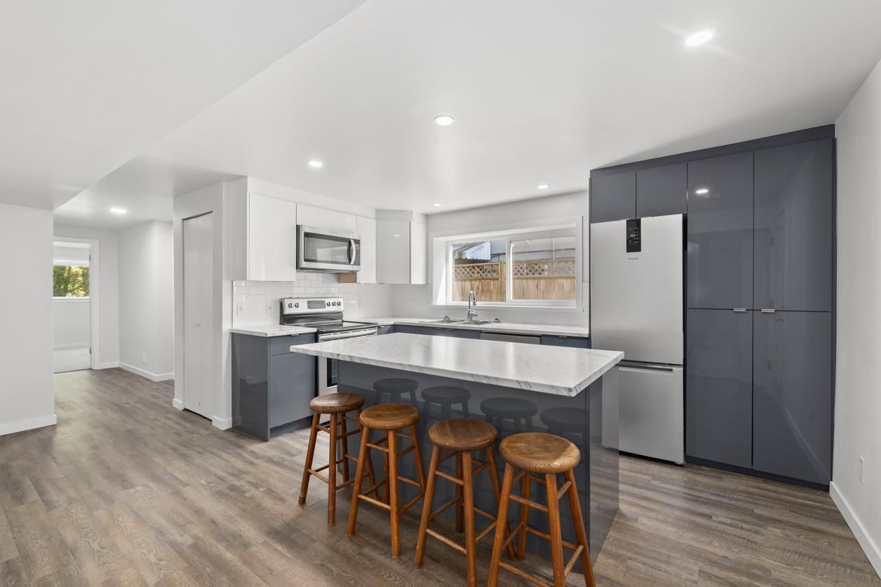 Listing Image 18