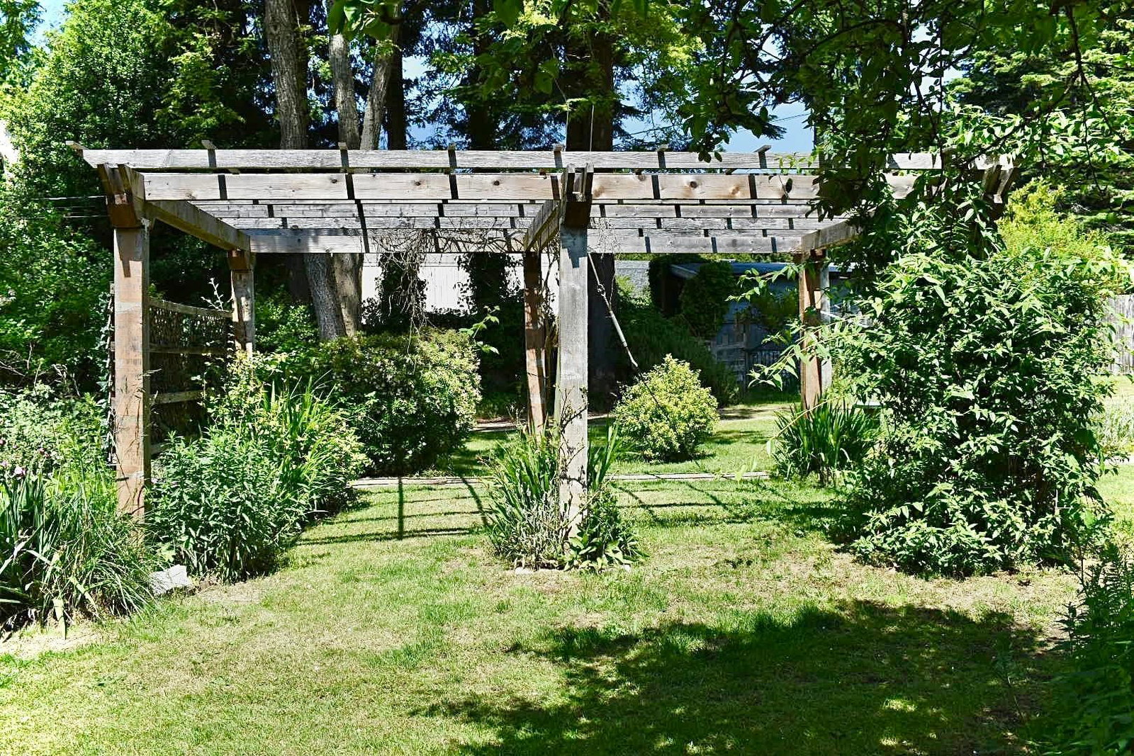 Listing Image 14