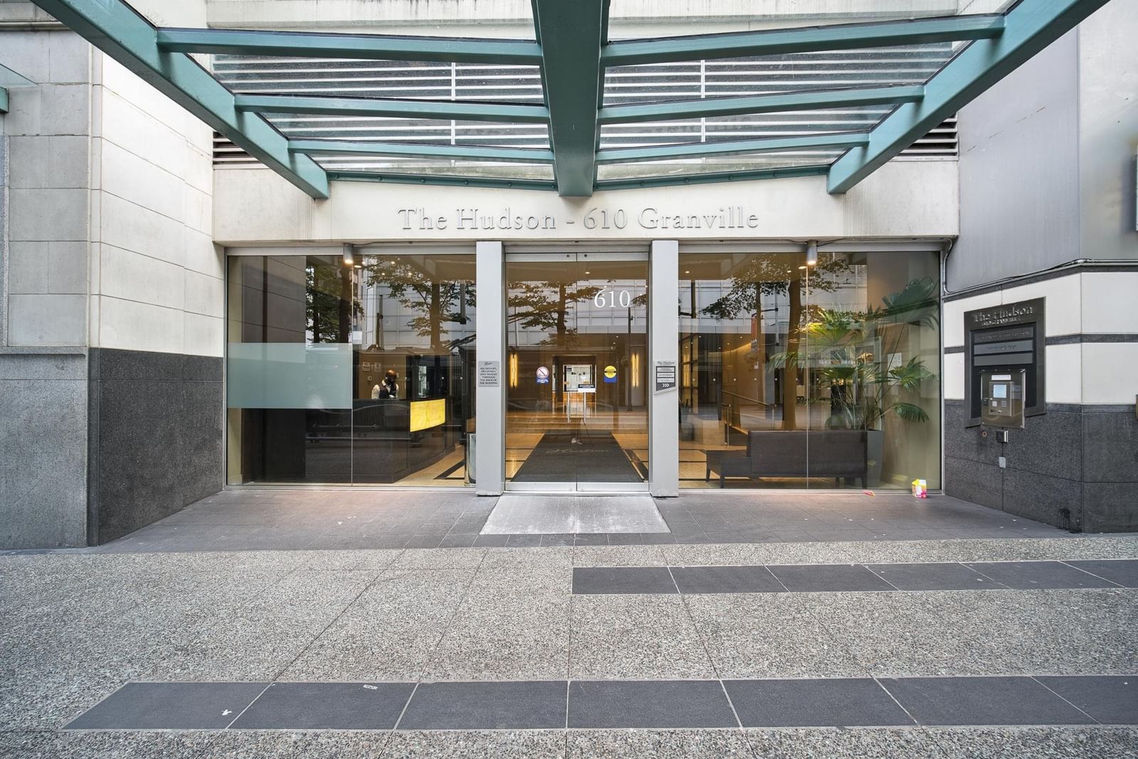 Listing Image 21