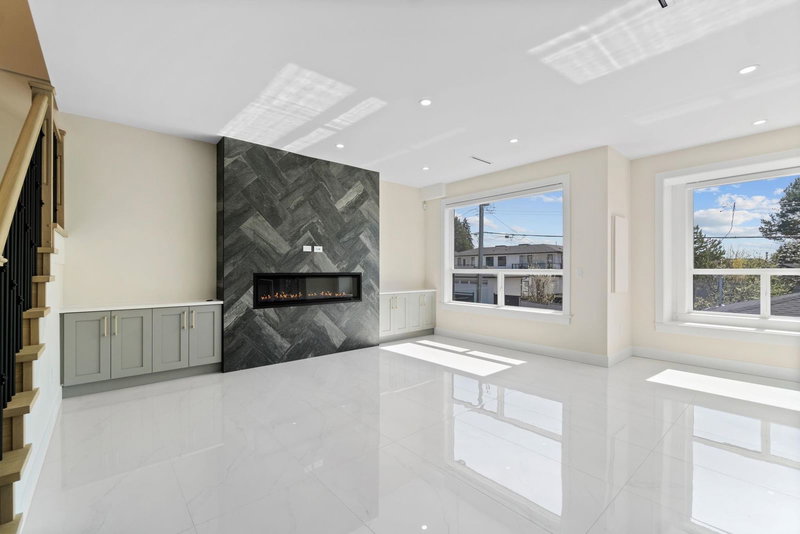 6388 Grant Street, Burnaby, V5B 2K6 | Image 3