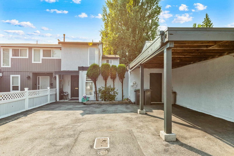 3008 Firbrook Place, Coquitlam, V3C 4B3 | Image 2