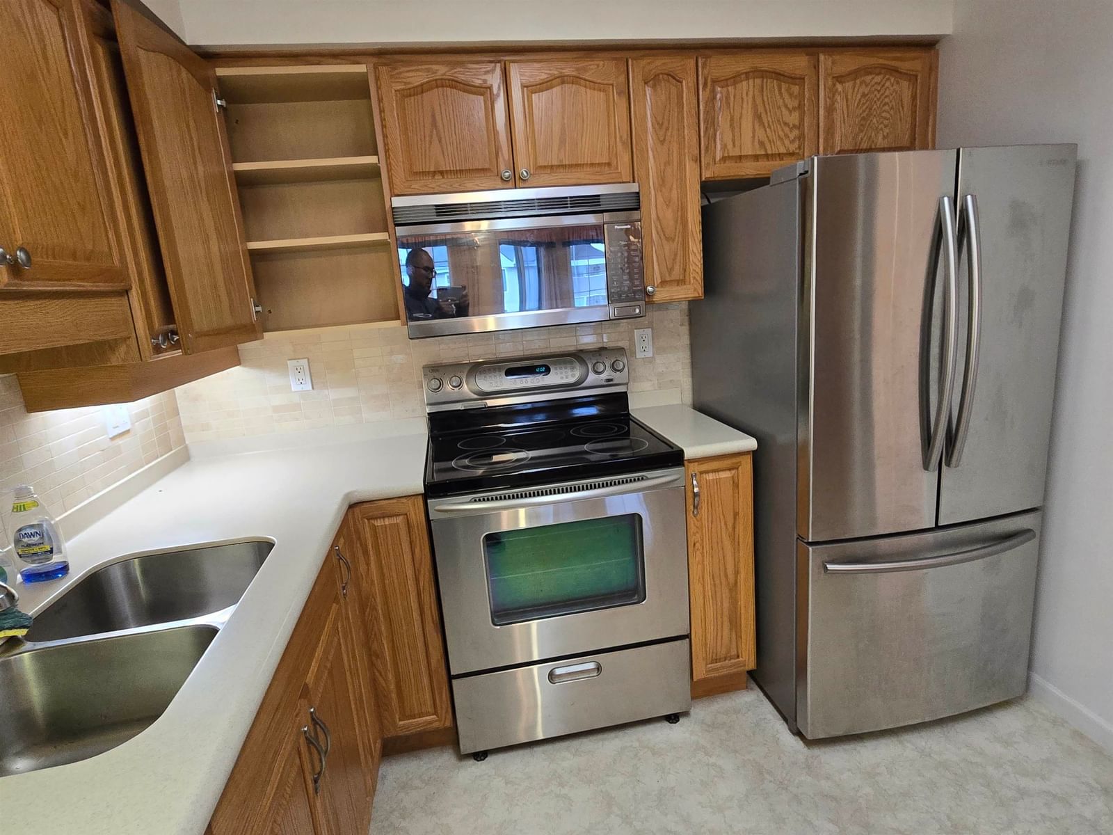 Listing Image 4