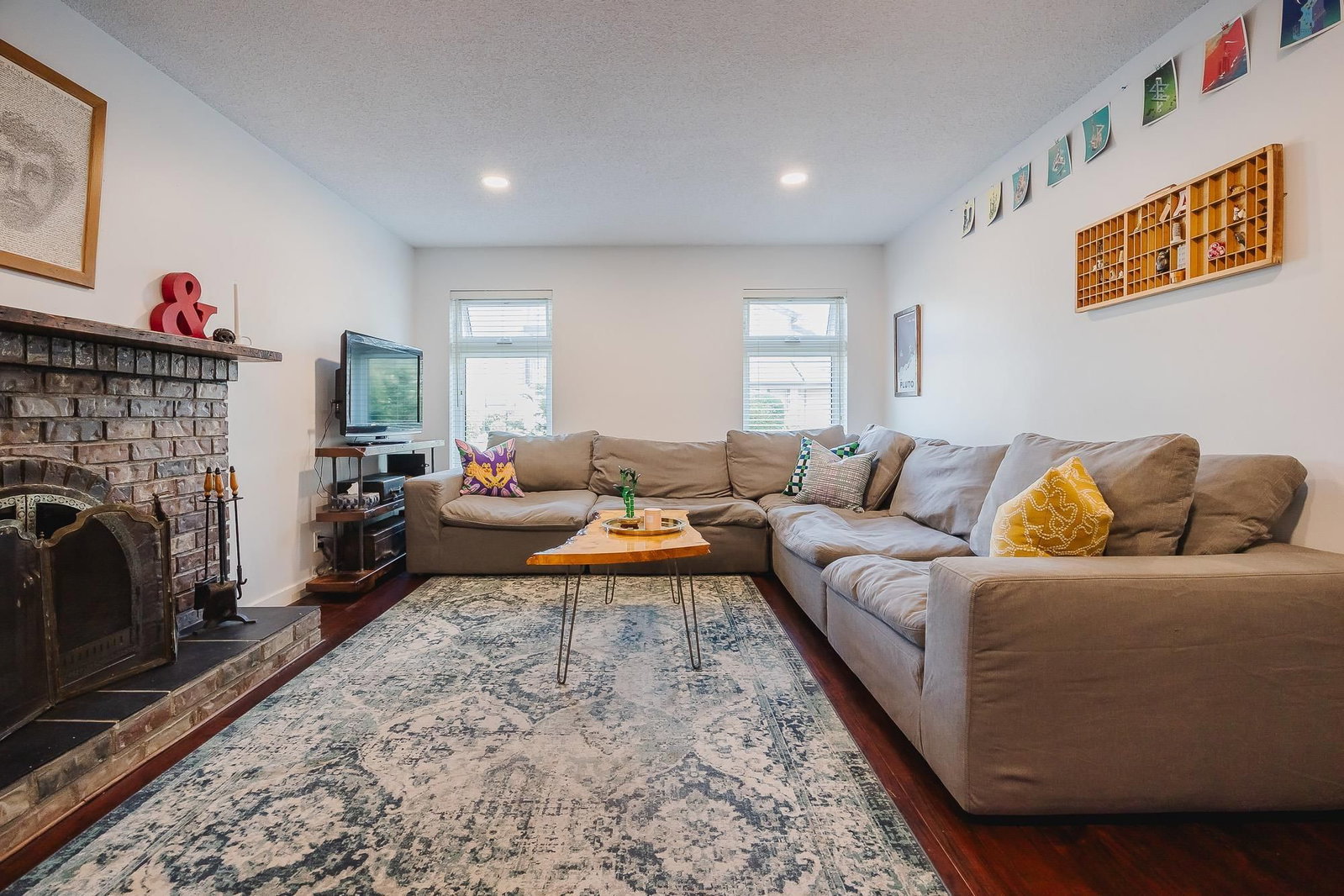 Listing Image 13