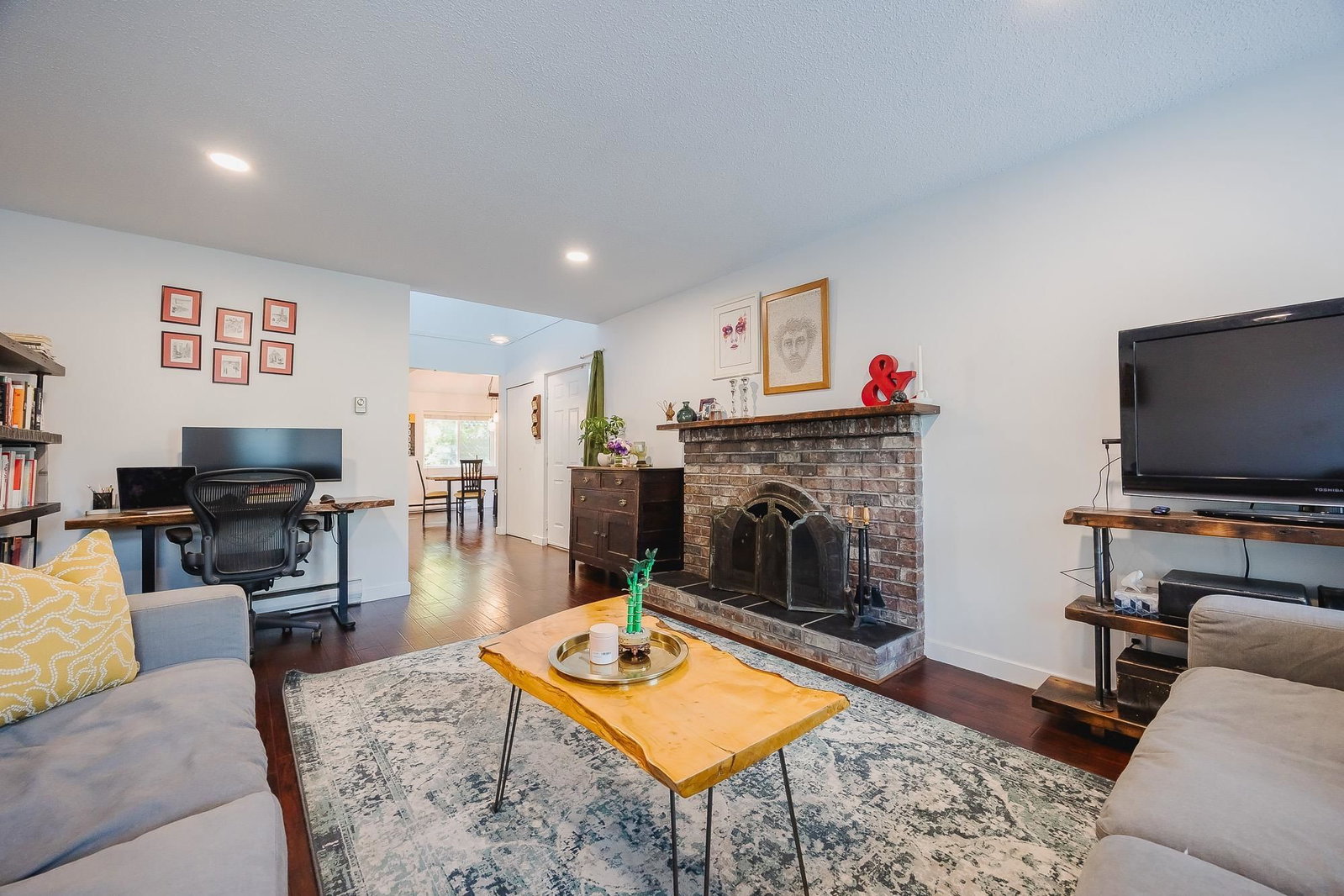Listing Image 14
