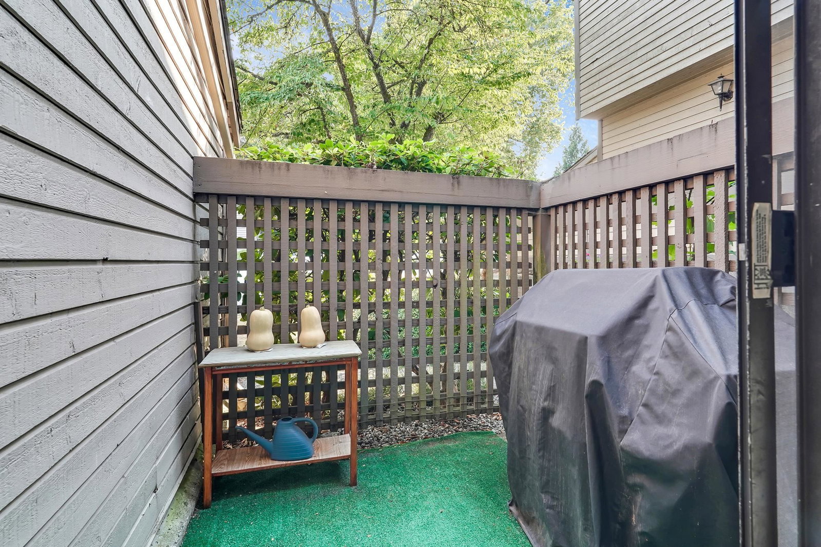 Listing Image 24
