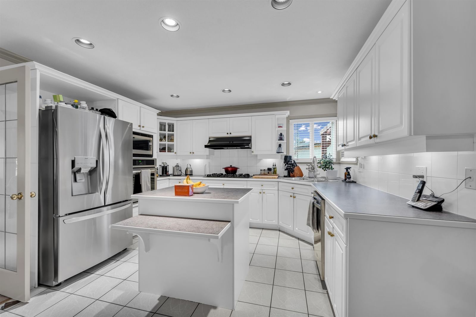 Listing Image 19