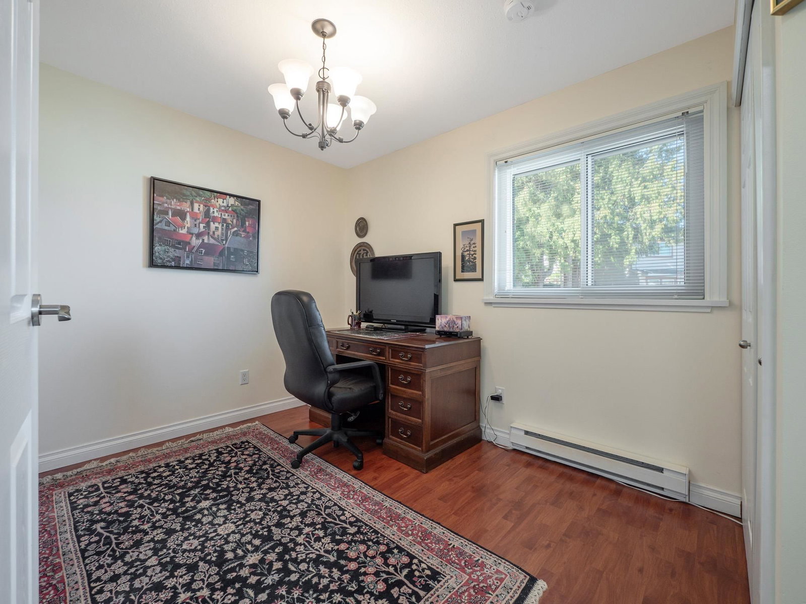 Listing Image 16